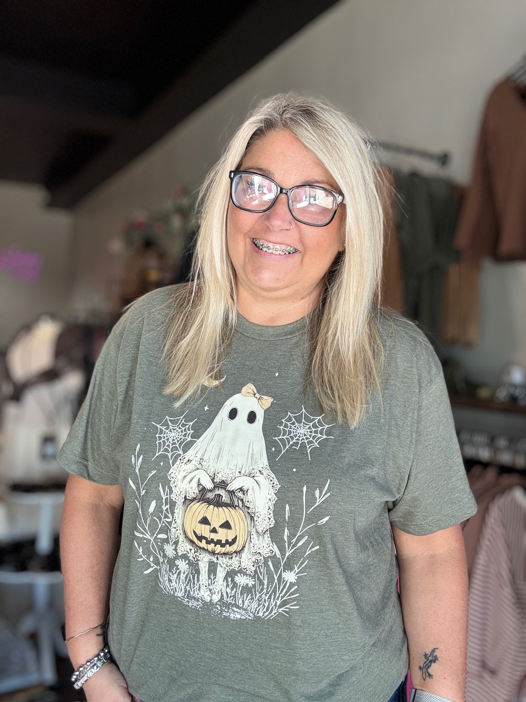 Ghosty Green Tee