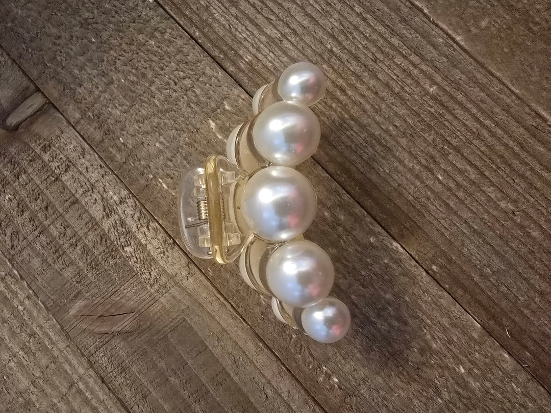 Pearl Claw Clips