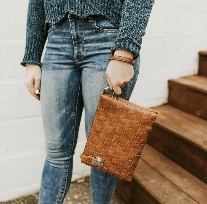 Nancy Crossbody/Clutch