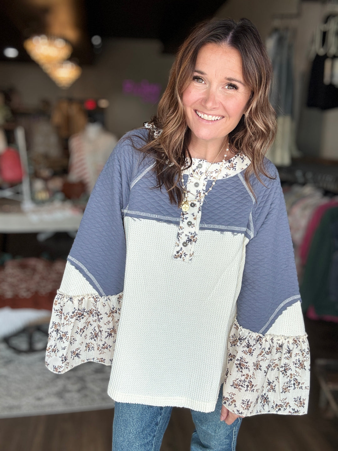 POL Quilted Ruffle Sleeve Top