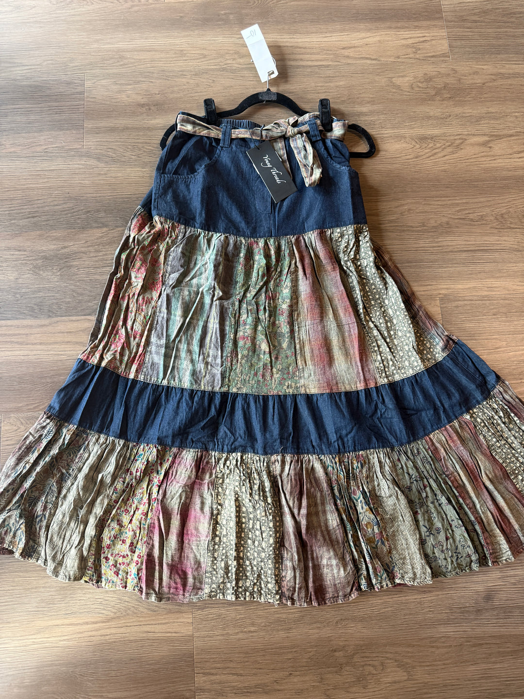 Young Thread Mystery Box Item