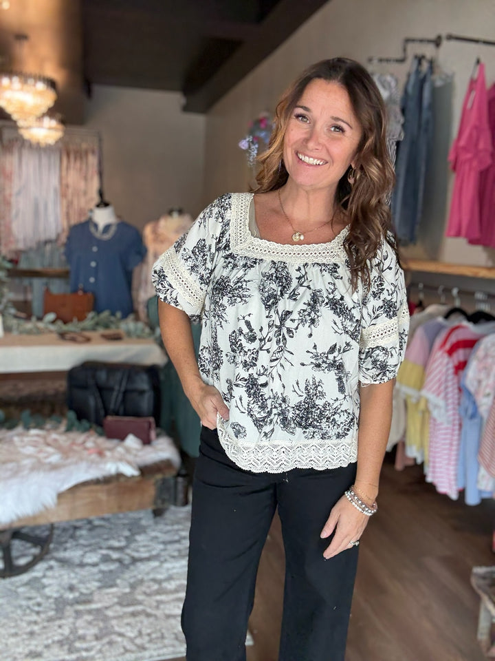 Floral Square Neck Puff Sleeve Blouse