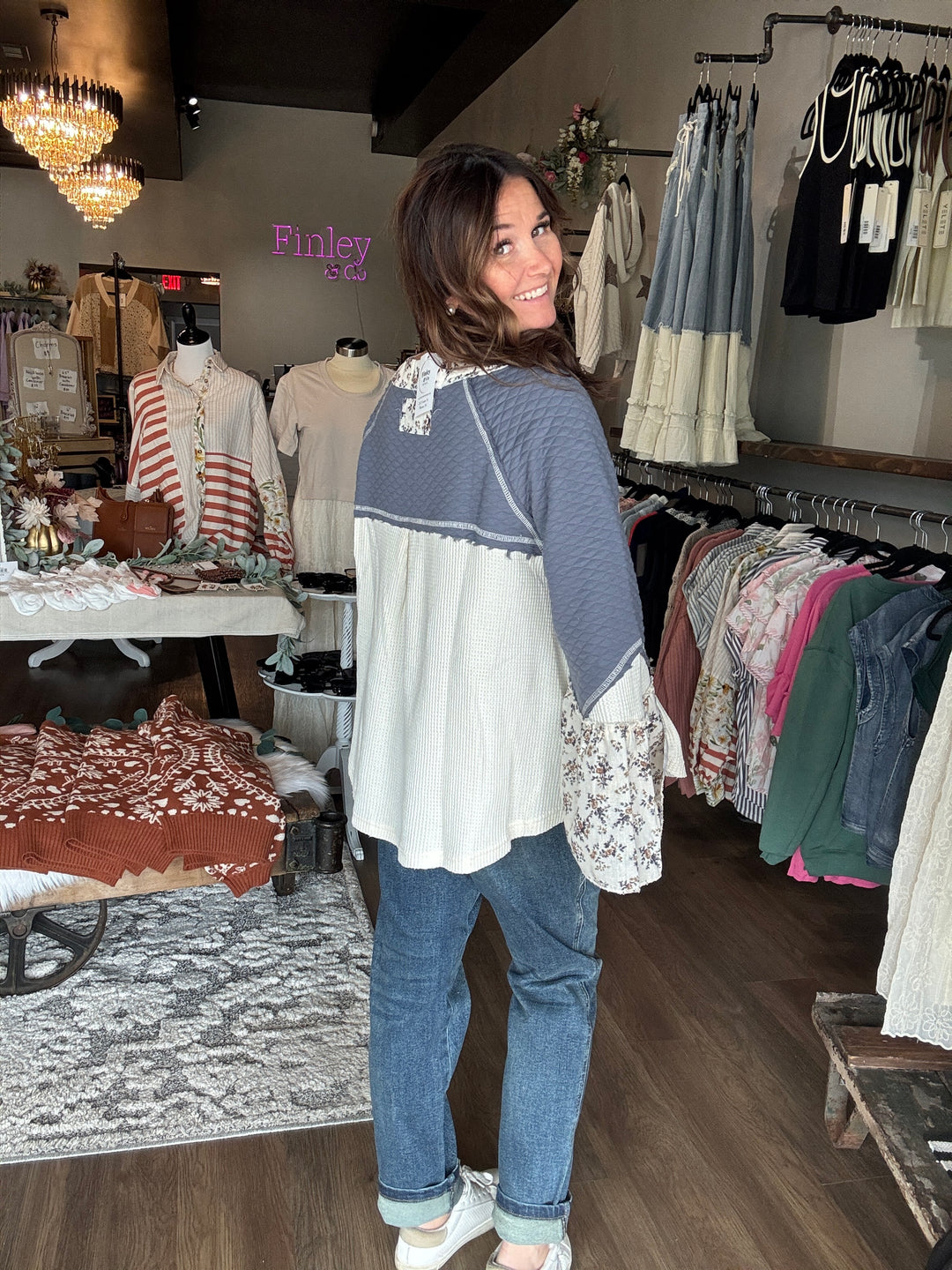 POL Quilted Ruffle Sleeve Top