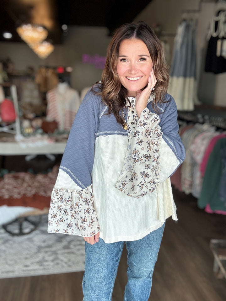 POL Quilted Ruffle Sleeve Top